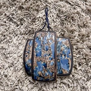 Handcrafted pottery decoration/vase